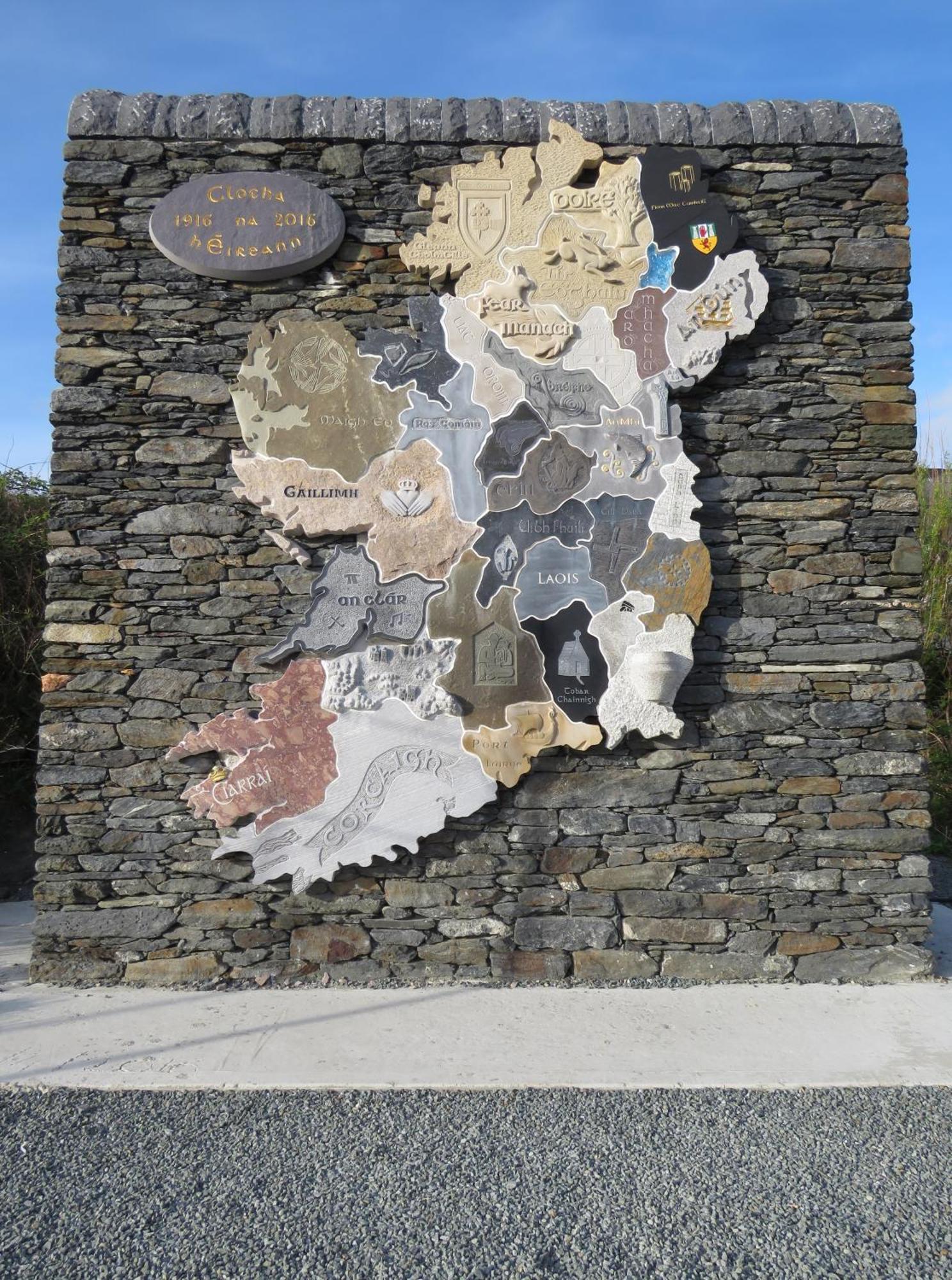John Eoinin'S Bar And Accommodation Glencolumbkille Exteriör bild